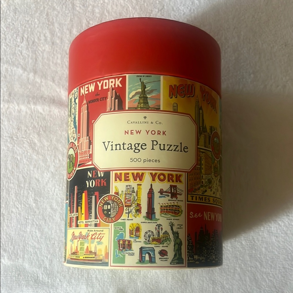 New York Vintage Puzzle - Red